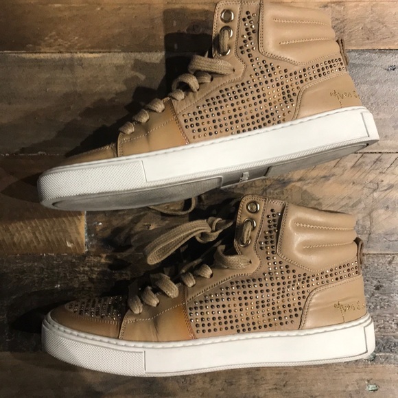 Saint Laurent Shoes - Yves Saint Laurent Malibu Sneaker